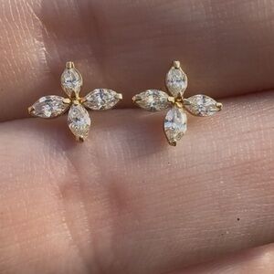 Vs solid 18k yellow gold genuine diamond earrings